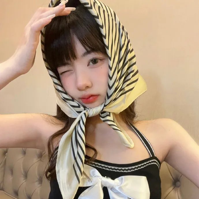 美丽新世界 海报